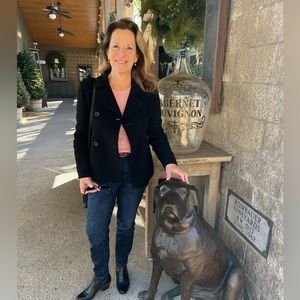 Meet your Posher, Wendy